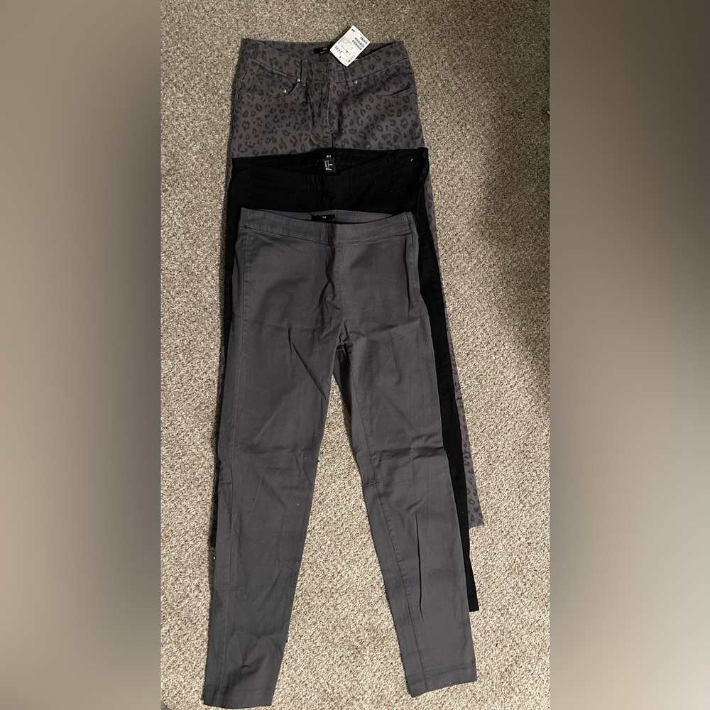 H&M Set of 3 pants. Gray animal print , Black, Gray. Size 6.